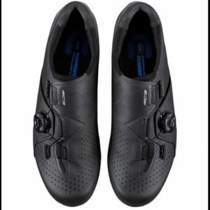 Shimano RC3 cycling shoe